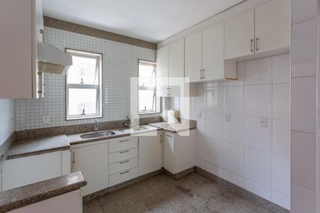 Apartamento para alugar com 135m², 4 quartos e 3 vagas Apartamento para alugar com 135m², 4 quartos e 3 vagasCozinha
