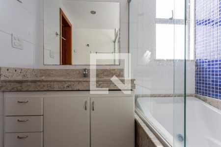 Apartamento para alugar com 135m², 4 quartos e 3 vagas Apartamento para alugar com 135m², 4 quartos e 3 vagasBanheiro da Suíte