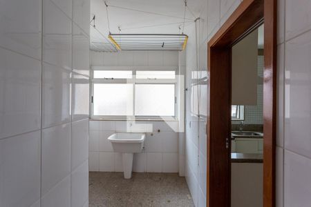 Apartamento para alugar com 135m², 4 quartos e 3 vagas Apartamento para alugar com 135m², 4 quartos e 3 vagasÁrea de Serviço