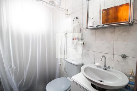 Casa para alugar com 150m², 3 quartos e 2 vagasBanheiro