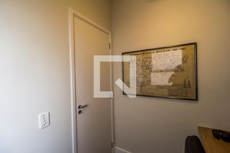 Apartamento à venda com 158m², 3 quartos e 3 vagas Apartamento à venda com 158m², 3 quartos e 3 vagasEscritório