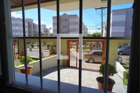 Sala 2 - Vista Pátio de casa para alugar com 2 quartos, 150m² em Protásio Alves, Porto Alegre