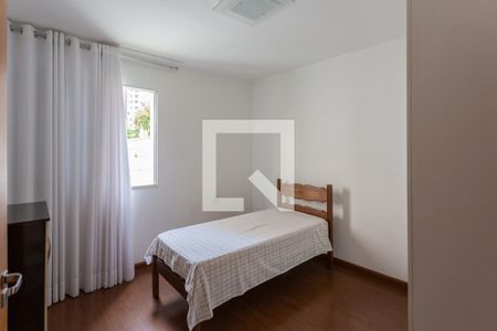 Quarto 2 de apartamento para alugar com 3 quartos, 70m² em Funcionários, Belo Horizonte