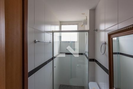 Banheiro de apartamento para alugar com 3 quartos, 70m² em Funcionários, Belo Horizonte