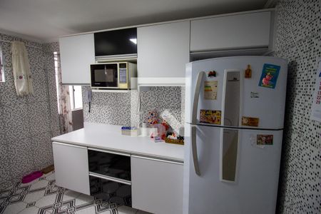 Cozinha de apartamento à venda com 3 quartos, 54m² em Conjunto Residencial José Bonifácio, São Paulo
