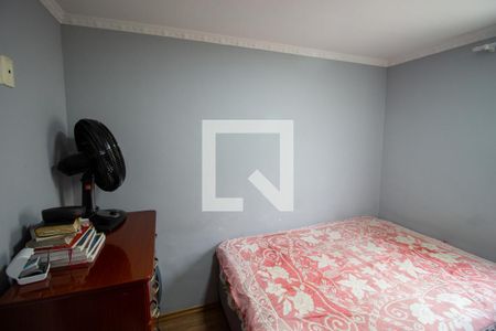 Quarto 2 de apartamento à venda com 3 quartos, 54m² em Conjunto Residencial José Bonifácio, São Paulo