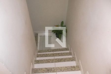 Casa à venda com 196m², 3 quartos e 1 vagaEscada