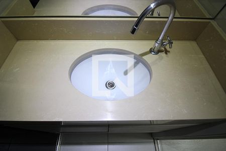 Apartamento à venda com 75m², 2 quartos e 2 vagasSuíte 2 Banheiro 