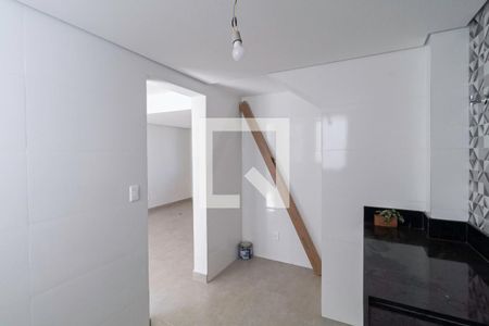 Casa à venda com 130m², 3 quartos e 2 vagas Casa à venda com 130m², 3 quartos e 2 vagasCozinha