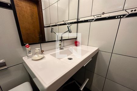 Casa à venda com 90m², 3 quartos e 2 vagasPia do Banheiro