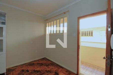 Sala de apartamento à venda com 2 quartos, 45m² em Navegantes, Porto Alegre