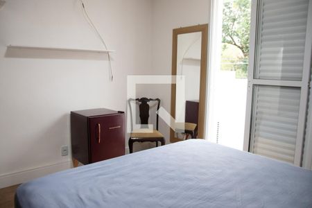 Quarto 1 de casa para alugar com 2 quartos, 120m² em Vila Nivi, São Paulo