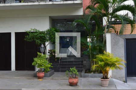 Apartamento à venda com 85m², 3 quartos e 1 vagaPortaria vista de fora 