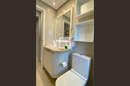 Apartamento para alugar com 132m², 3 quartos e 2 vagasBanheiro Corredor