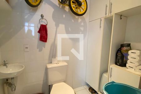 Apartamento para alugar com 132m², 3 quartos e 2 vagasBanheiro de serviço
