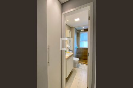 Apartamento para alugar com 132m², 3 quartos e 2 vagasBanheiro Corredor