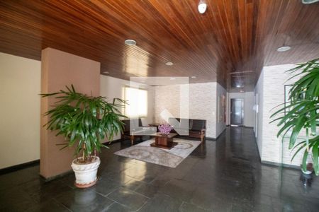 Apartamento à venda com 72m², 2 quartos e 1 vagaHall social