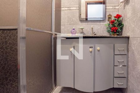 Casa à venda com 360m², 3 quartos e 3 vagasBanheiro da suíte 2