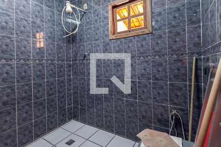 Casa à venda com 360m², 3 quartos e 3 vagasBanheiro 