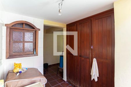 Casa à venda com 360m², 3 quartos e 3 vagasÁrea de serviço 