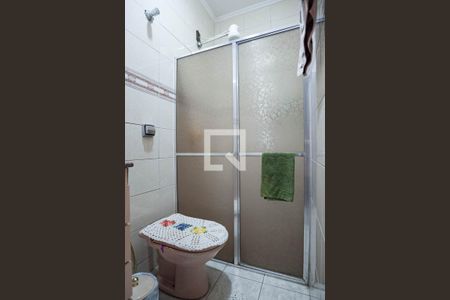 Casa à venda com 360m², 3 quartos e 3 vagasBanheiro da suíte 1