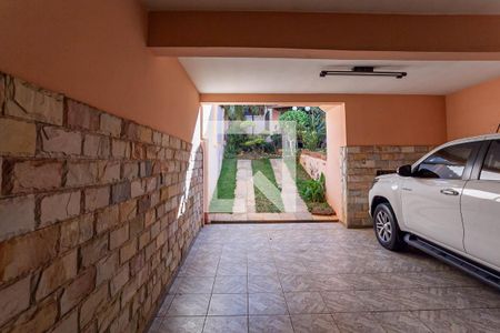 Casa à venda com 360m², 3 quartos e 3 vagasGaragem