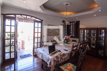 Casa à venda com 360m², 3 quartos e 3 vagasSala 3