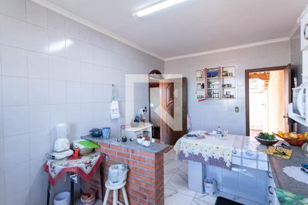 Casa à venda com 360m², 3 quartos e 3 vagasCozinha 