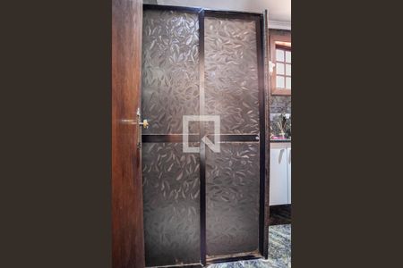 Casa à venda com 360m², 3 quartos e 3 vagasBanheiro da suíte 3