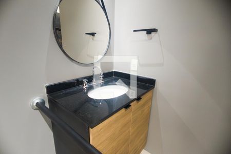 Banheiro de kitnet/studio à venda com 1 quarto, 27m² em Perdizes, São Paulo