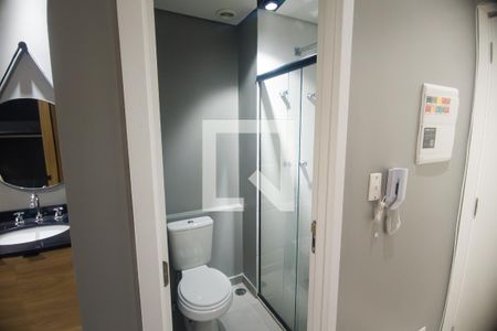 Banheiro de kitnet/studio à venda com 1 quarto, 27m² em Perdizes, São Paulo