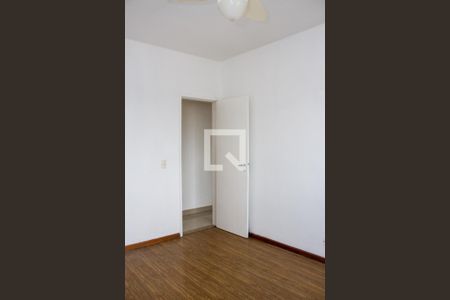 Quarto 01 de apartamento para alugar com 2 quartos, 60m² em Méier, Rio de Janeiro