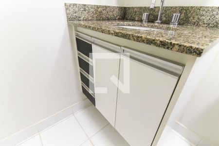 Apartamento à venda com 69m², 2 quartos e 1 vaga Apartamento à venda com 69m², 2 quartos e 1 vagaBanheiro da Suíte