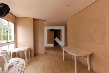 Apartamento para alugar com 50m², 2 quartos e 1 vaga Apartamento para alugar com 50m², 2 quartos e 1 vagaÁrea comum - Salão de festas