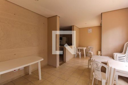 Apartamento para alugar com 50m², 2 quartos e 1 vaga Apartamento para alugar com 50m², 2 quartos e 1 vagaÁrea comum - Salão de festas