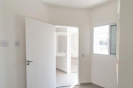 Quarto 2 de apartamento para alugar com 2 quartos, 40m² em Vila Monumento, São Paulo