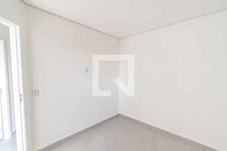 Quarto 1 de apartamento para alugar com 2 quartos, 40m² em Vila Monumento, São Paulo