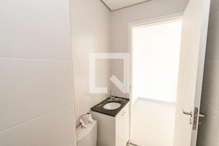 Apartamento para alugar com 40m², 2 quartos e sem vaga Apartamento para alugar com 40m², 2 quartos e sem vagaBanheiro