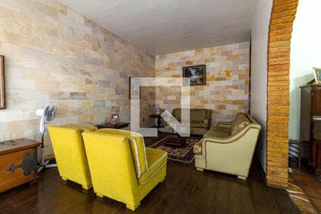 Casa à venda com 4 quartos, 309m² em Serra, Belo Horizonte
