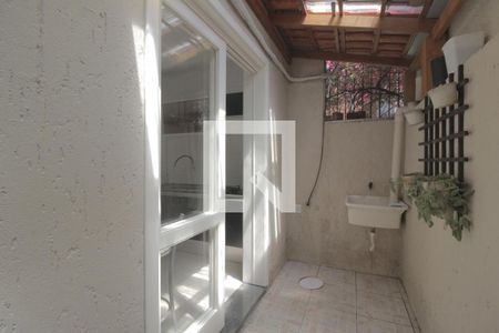 Casa de condomínio para alugar com 80m², 1 quarto e 1 vagaÁrea de Serviço