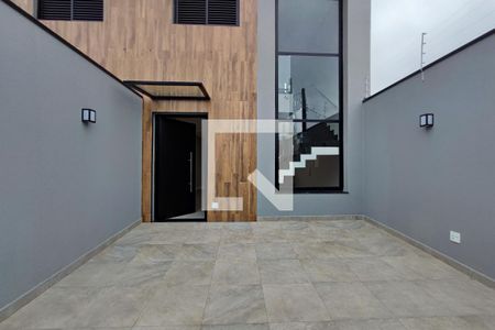 Casa para alugar com 116m², 3 quartos e 2 vagasQuintal - Garagem