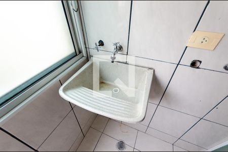 Apartamento à venda com 64m², 3 quartos e 1 vaga Apartamento à venda com 64m², 3 quartos e 1 vagaÁrea de Serviço