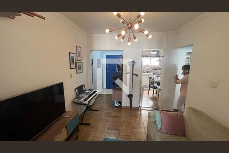 Apartamento à venda com 62m², 2 quartos e sem vagaSala