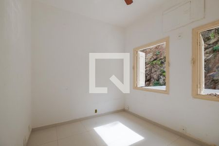 Casa à venda com 120m², 2 quartos e 1 vagaQuarto 2