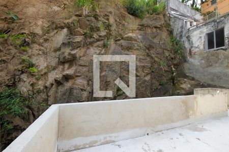 Casa à venda com 120m², 2 quartos e 1 vagaTerraço