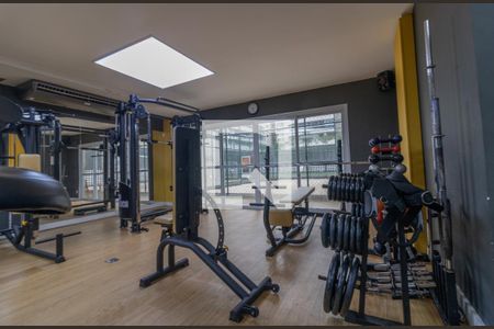 Apartamento à venda com 198m², 4 quartos e 2 vagas Apartamento à venda com 198m², 4 quartos e 2 vagasÁrea comum - Academia