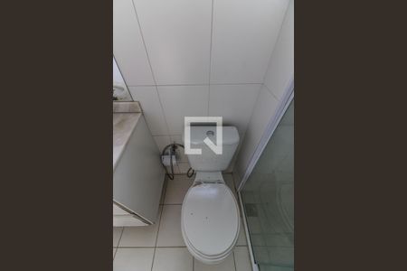 Apartamento à venda com 198m², 4 quartos e 2 vagas Apartamento à venda com 198m², 4 quartos e 2 vagasBanheiro suítes canadenses 1 e 2