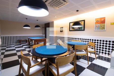 Apartamento à venda com 198m², 4 quartos e 2 vagas Apartamento à venda com 198m², 4 quartos e 2 vagasÁrea comum