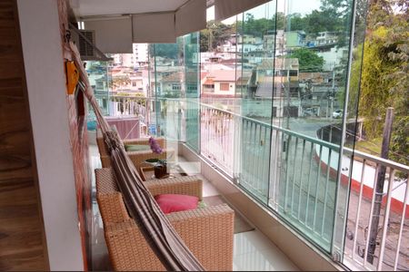 Apartamento à venda com 86m², 3 quartos e 1 vagaVaranda 