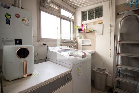 Apartamento à venda com 72m², 3 quartos e 1 vagaÁrea de Serviço